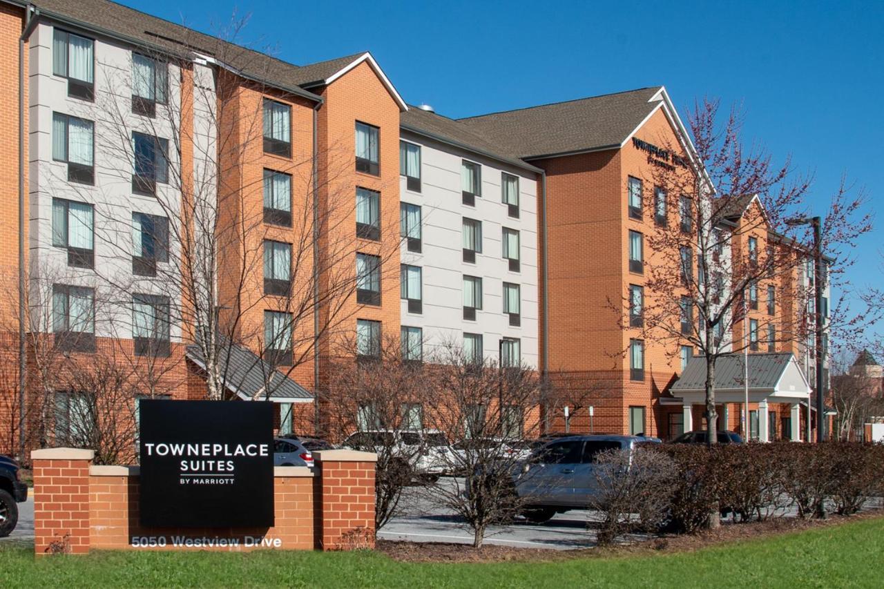 Towneplace Suites By Marriott Frederick Exterior photo